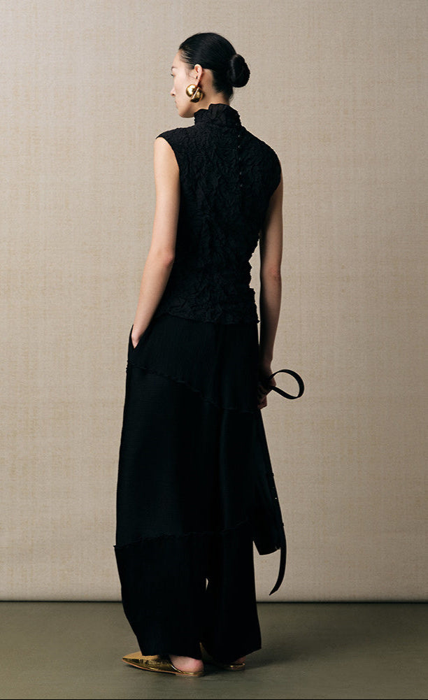 ZHUCHONGYUN black pleated three-dimensional divider tapered trousers-HYSE.