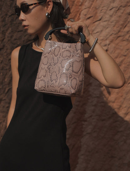 IUBALLET new old money style snake print leather handbag - PARAK.
