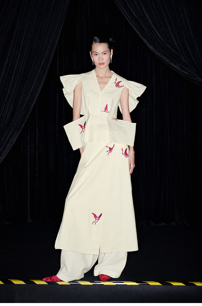 M essential Mackay designer butterfly-embroidered V-neck top skirt pants set - Amisa