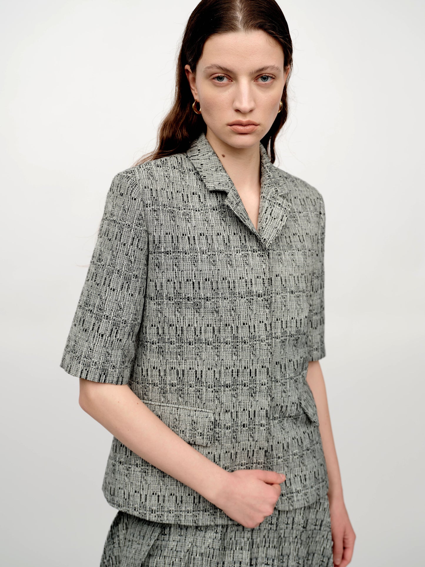 SERRER Black & White Textured Short Sleeve Blazer - EMMA.