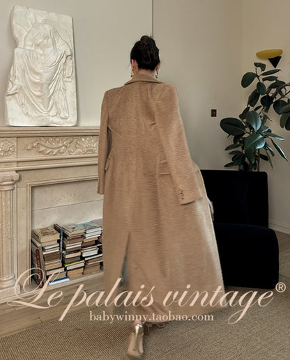 Le Palais Vintage Luxury Beige Suit Collar Long Sleeve Straight Long Winter Coat-KIKE.