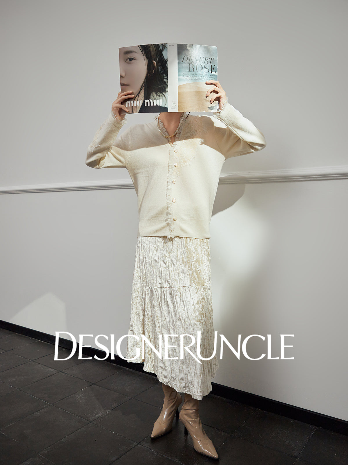 DGU "Jinyan" soft and glutinous white knitted sweater loose slimming fashion jacket - Jesse.