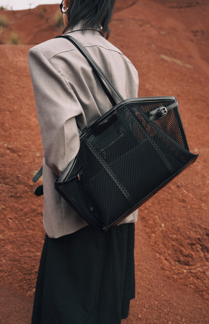 IUBALLET Hepburn Tote Large Black Bag - BUMBLE.