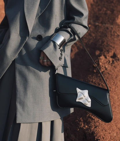 IUBALLET Style Shape Original Design Leather Women's Bag Lock Buckle  - PULL.