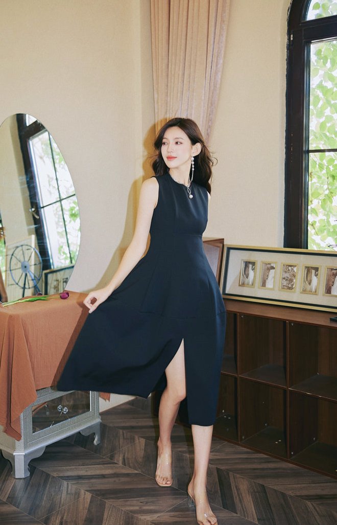 DOLLY Black Retro Style Crew Neck Sleeveless Slim Fit Midi Slit Office Dress-SIOBHAN