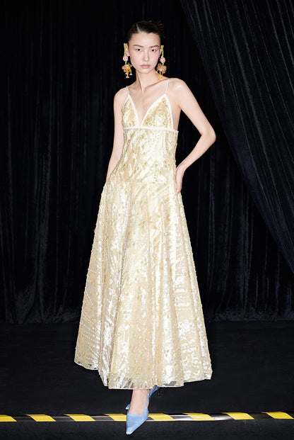 M essential Mackay designer Jinghui embroidered backless suspender dress- CAN.