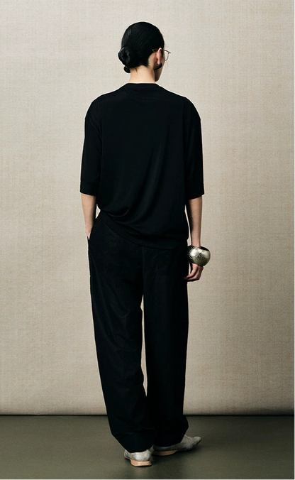 ZHUCHONGYUN black minimalist crew neck loose mid-sleeve top-IEJI.