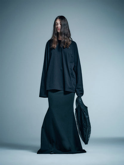 ANNAKIKI Black Structure Stitched Loose Long Sleeve Top-MUNI