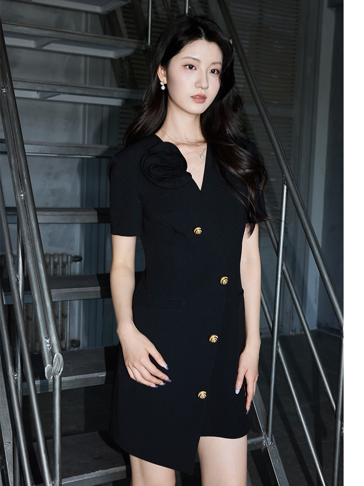 YES BY YESIR | Ye Qians Asymmetrical Romantic Floral Summer Dress -AURELIA.