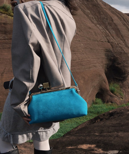 IUBALLET Star Rail Buckle New Mouth Gold Bag - DISTRESS.