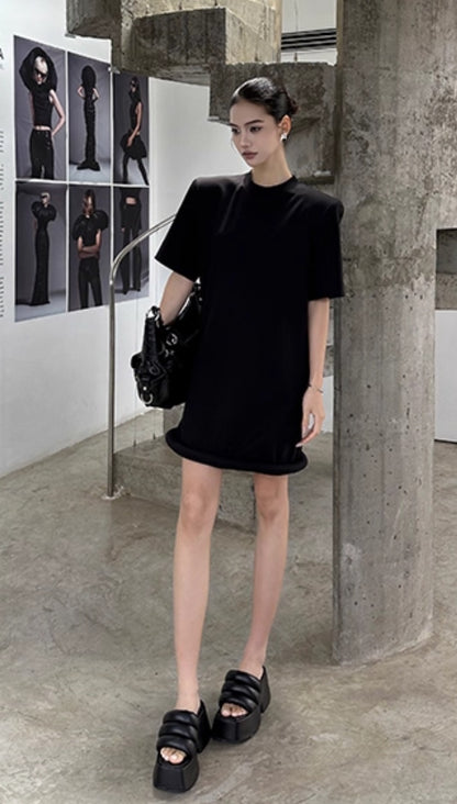 ANNAKIKI Black Saucer Hem Shoulder Padded Loose Dress-SHIRA