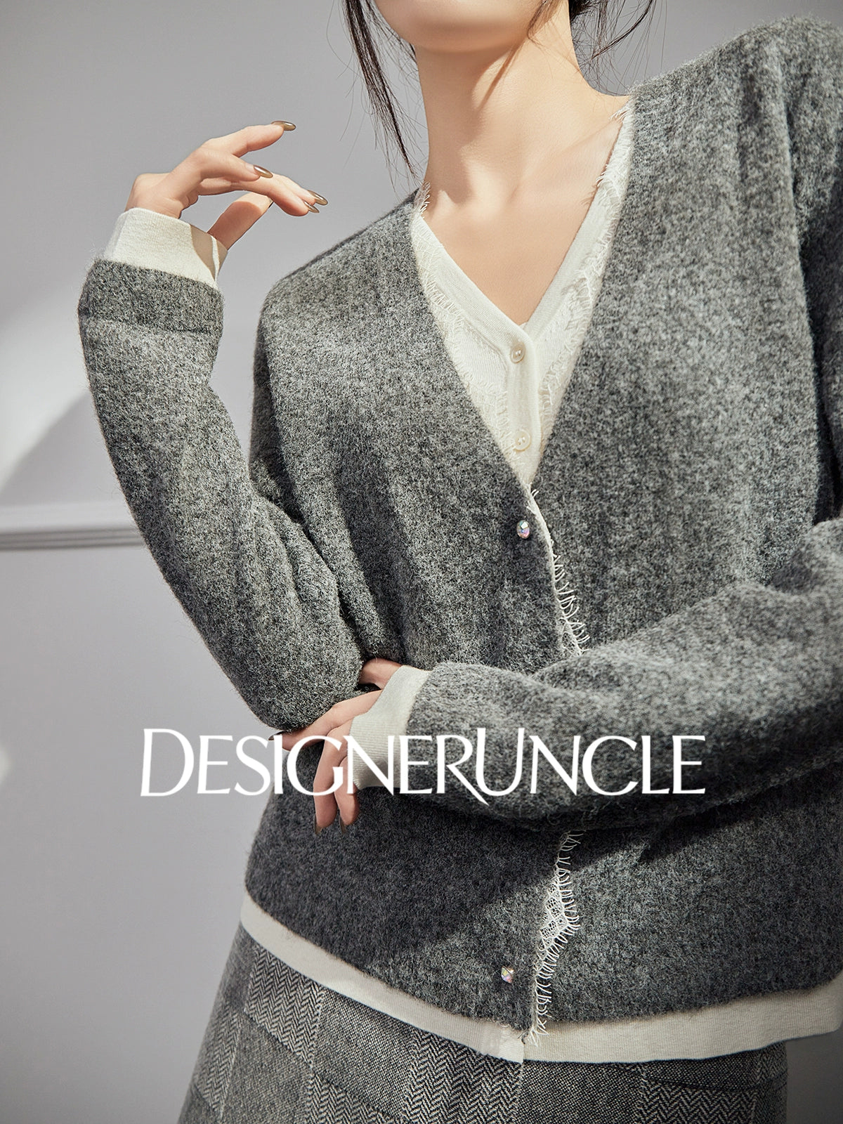 DGU| Gray sweater light luxury niche design V-neck fashion design knitted top - Roberta.