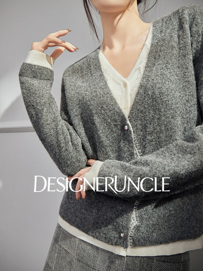 DGU| Gray sweater light luxury niche design V-neck fashion design knitted top - Roberta.