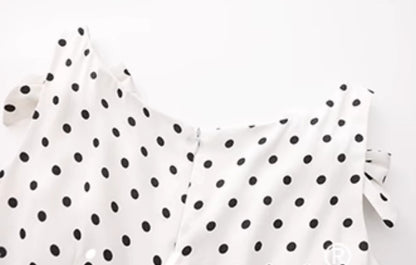 Le palais vintage black and white polka dot slim fit V-neck faux silk dress - MEEK.