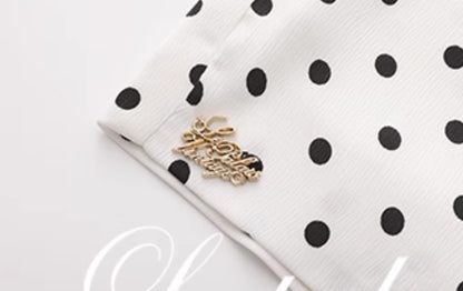 Le palais vintage black and white polka dot slim fit V-neck faux silk dress - MEEK.