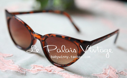 Le Palais Vintage Original Limited Edition Barbie Pink Cat Eye Glasses-Baby.