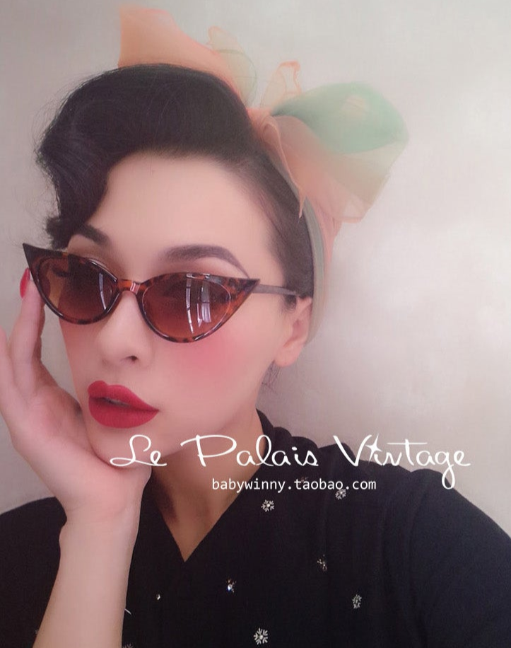 Le Palais Vintage Original Limited Edition Barbie Pink Cat Eye Glasses-Baby.