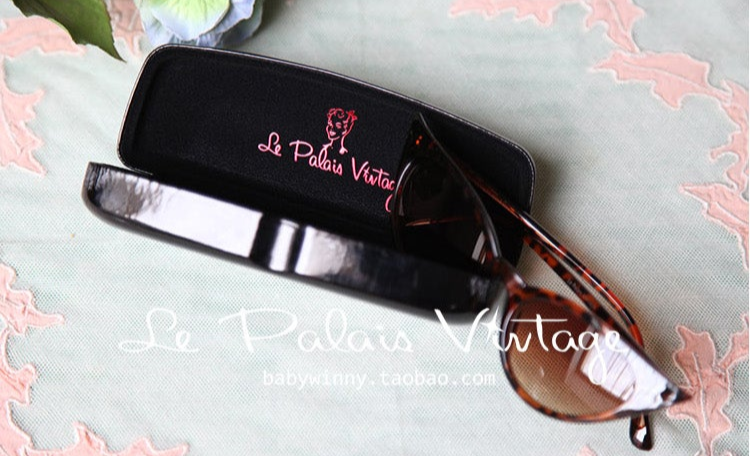 Le Palais Vintage Original Limited Edition Barbie Pink Cat Eye Glasses-Baby.
