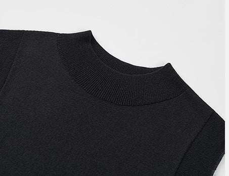 COMME MOI Lu Yan designer new women's black turtleneck wool knitted vest - MONEY.