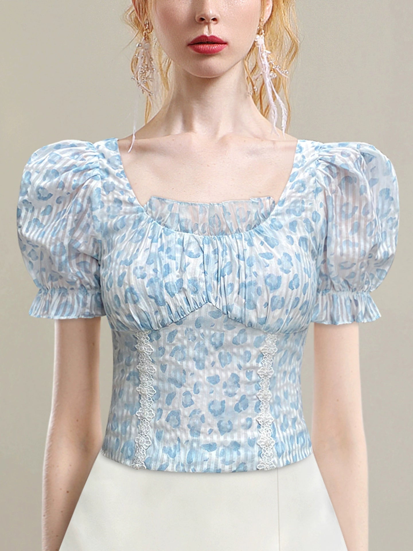 CHECOCRE Stubble guest French temperament court style design top -UNICORN.