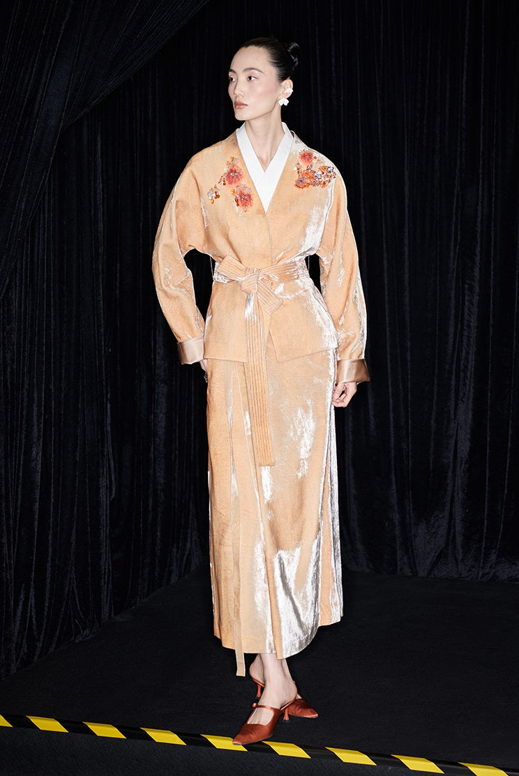 M essential Mackay designer Rulang velvet dahlia Thai lion goldfish nail bead coat - CHIN.