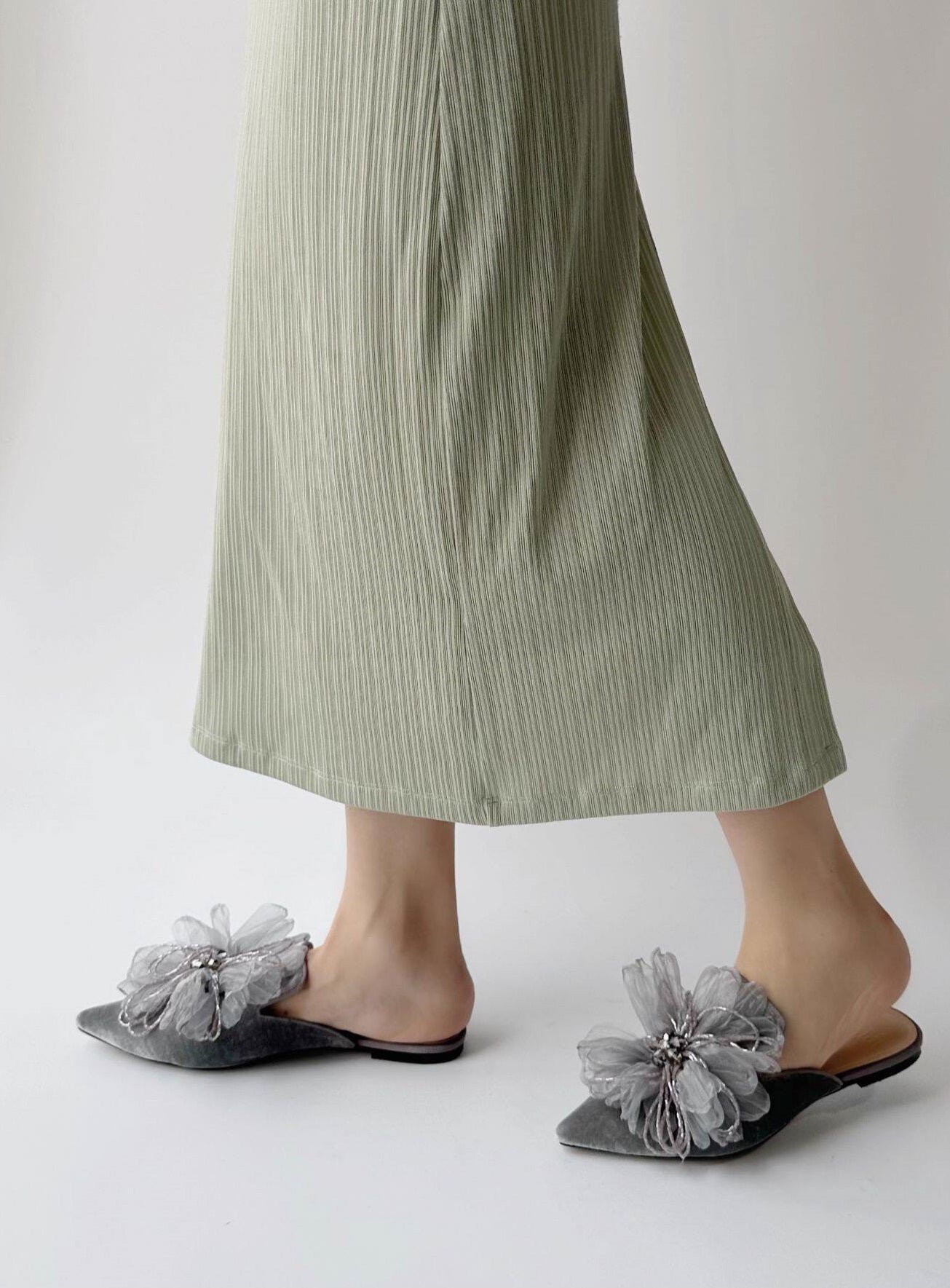B-FEI flower embossed velvet pointed toe flat slippers-HAEIN.