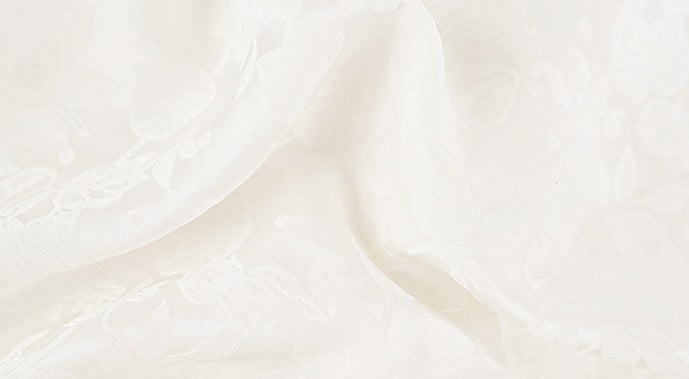 HECO Chinese Flower Embossed Disc Buckle Short Sleeve T-Shirt - BOND.