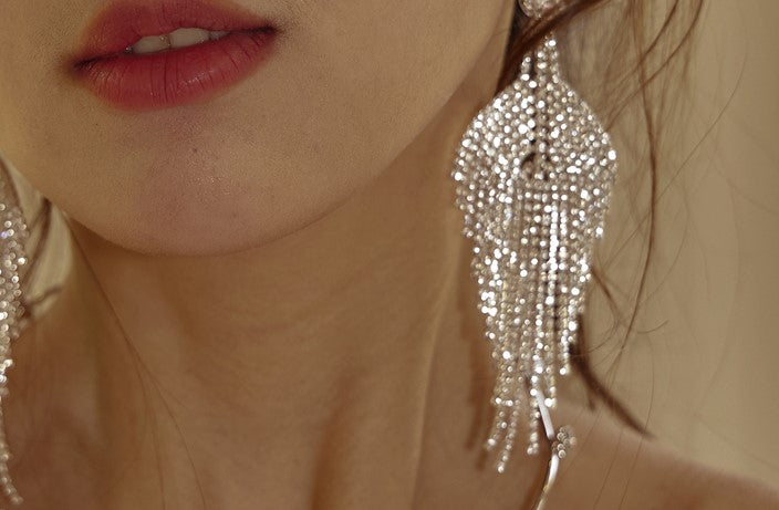 DOLLY High End Full Diamond Tassel Chic Earring-BOMA