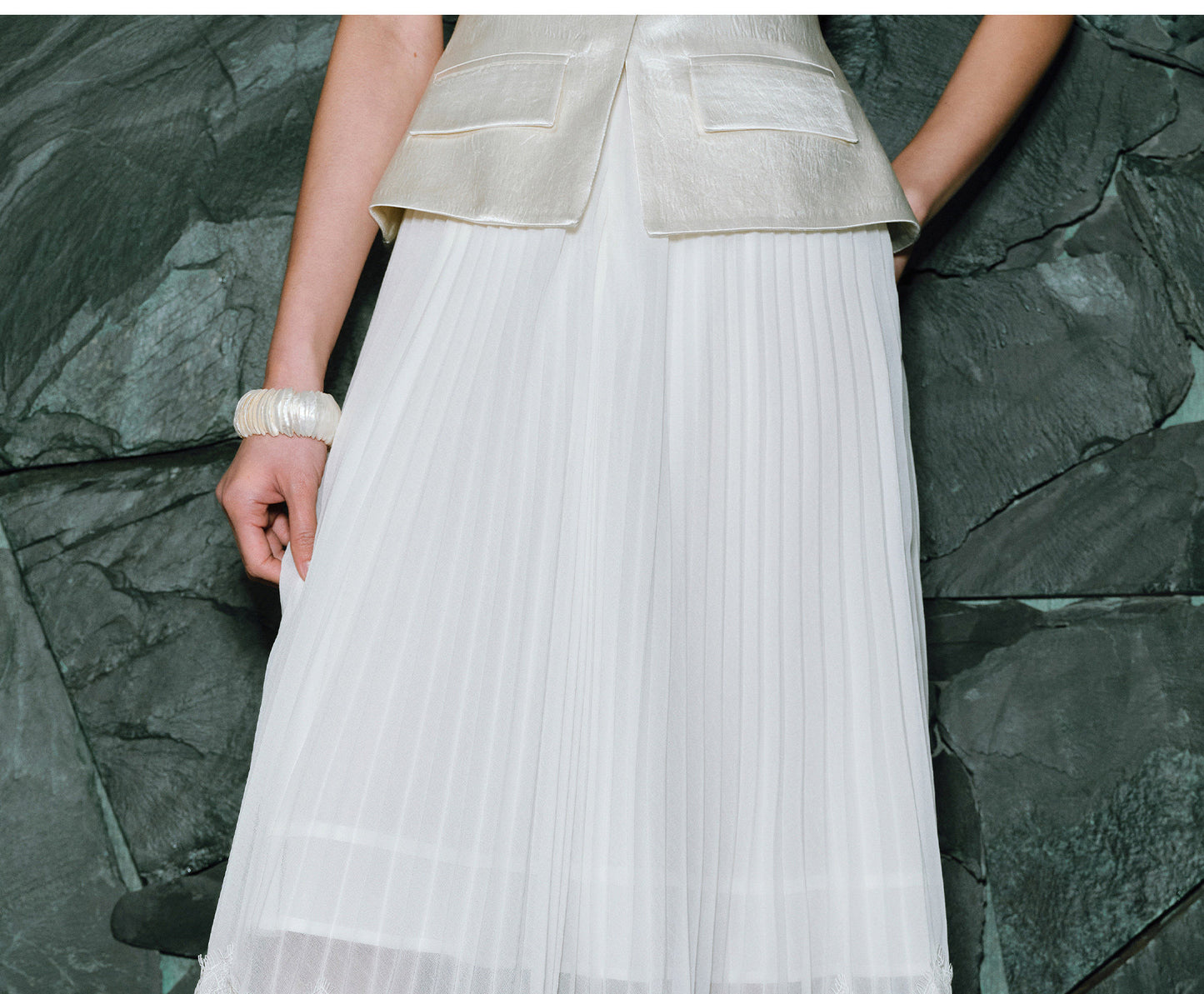 WANGXO | Faux Two-Piece Vest Suit & Romantic Pleated Gauze Skirt -THIA.
