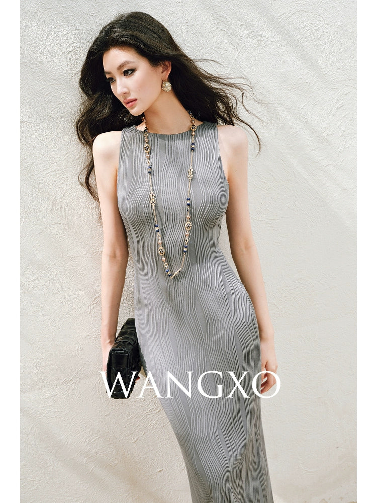 WANGXO | Textured 4D Stretch Knit Water Wave Weave Boat Neck Slim Fit Sleeveless Dress with Sculpted Flow -RÉMI