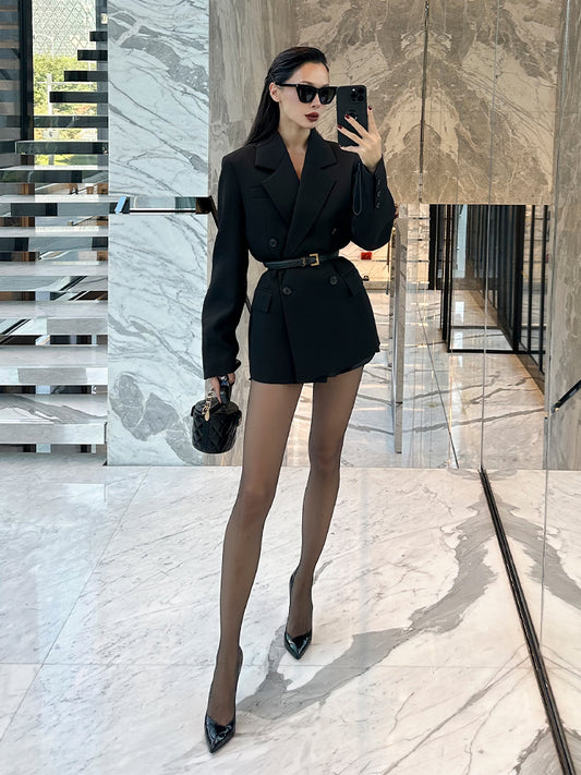 Le Palais Vintage High End Black Stylish Loose Suit Royal Style Suit - Alina.