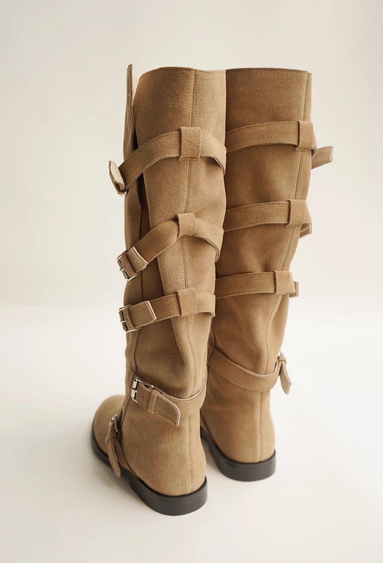 B-FEI belt buckle high-top leather women's fashion boots.