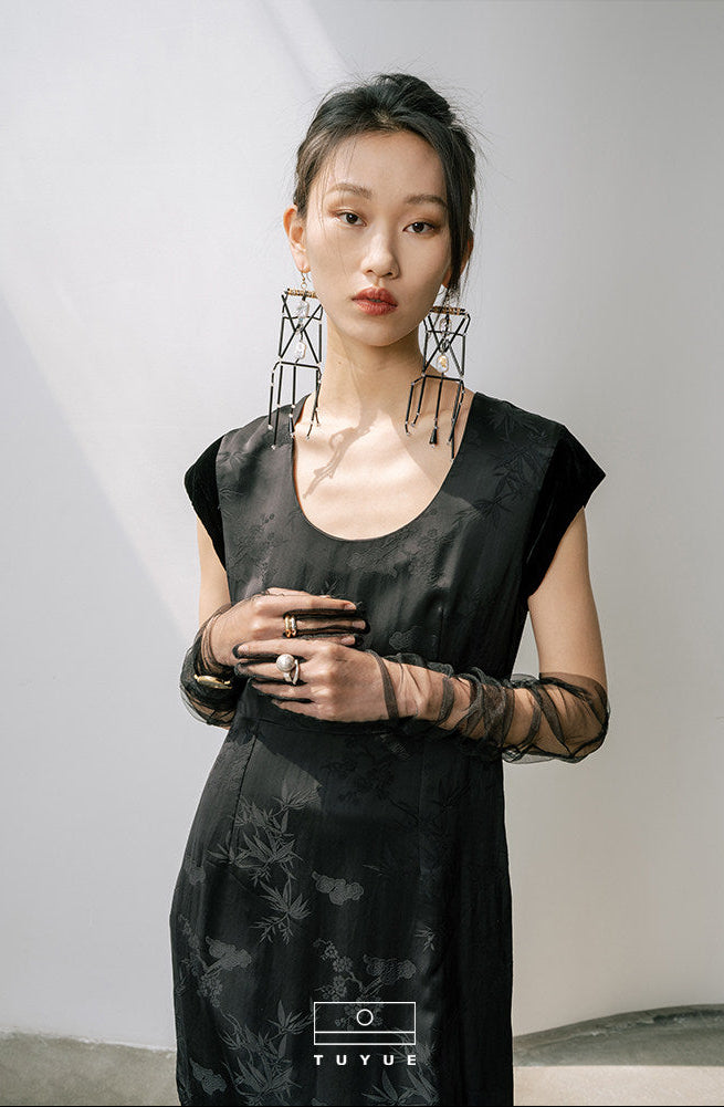 TUYUE sense swaying beaded handmade earrings - LEGEND.