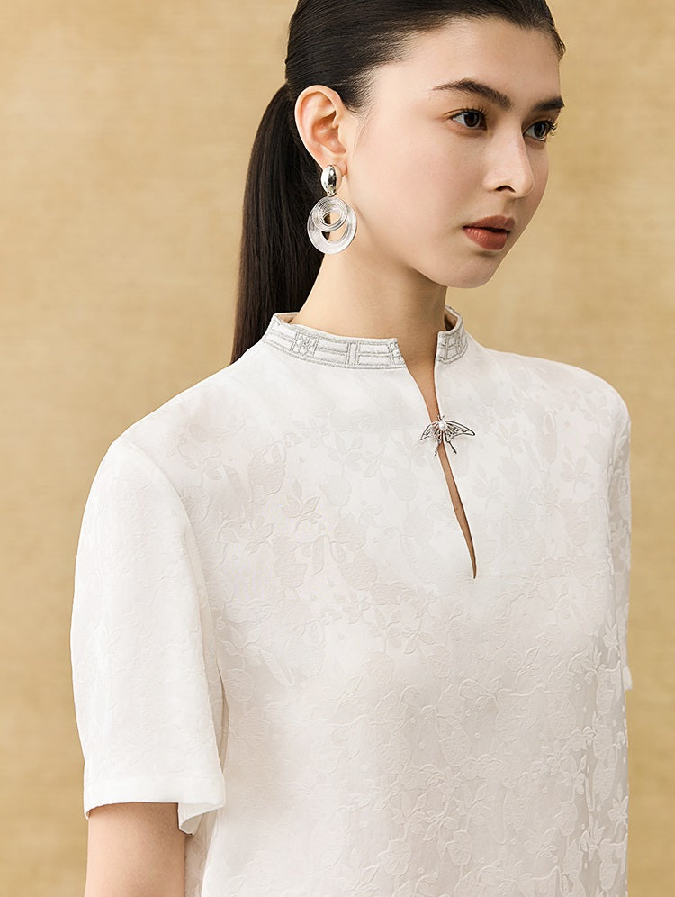 HECO Chinese Flower Embossed Disc Buckle Short Sleeve T-Shirt - BOND.