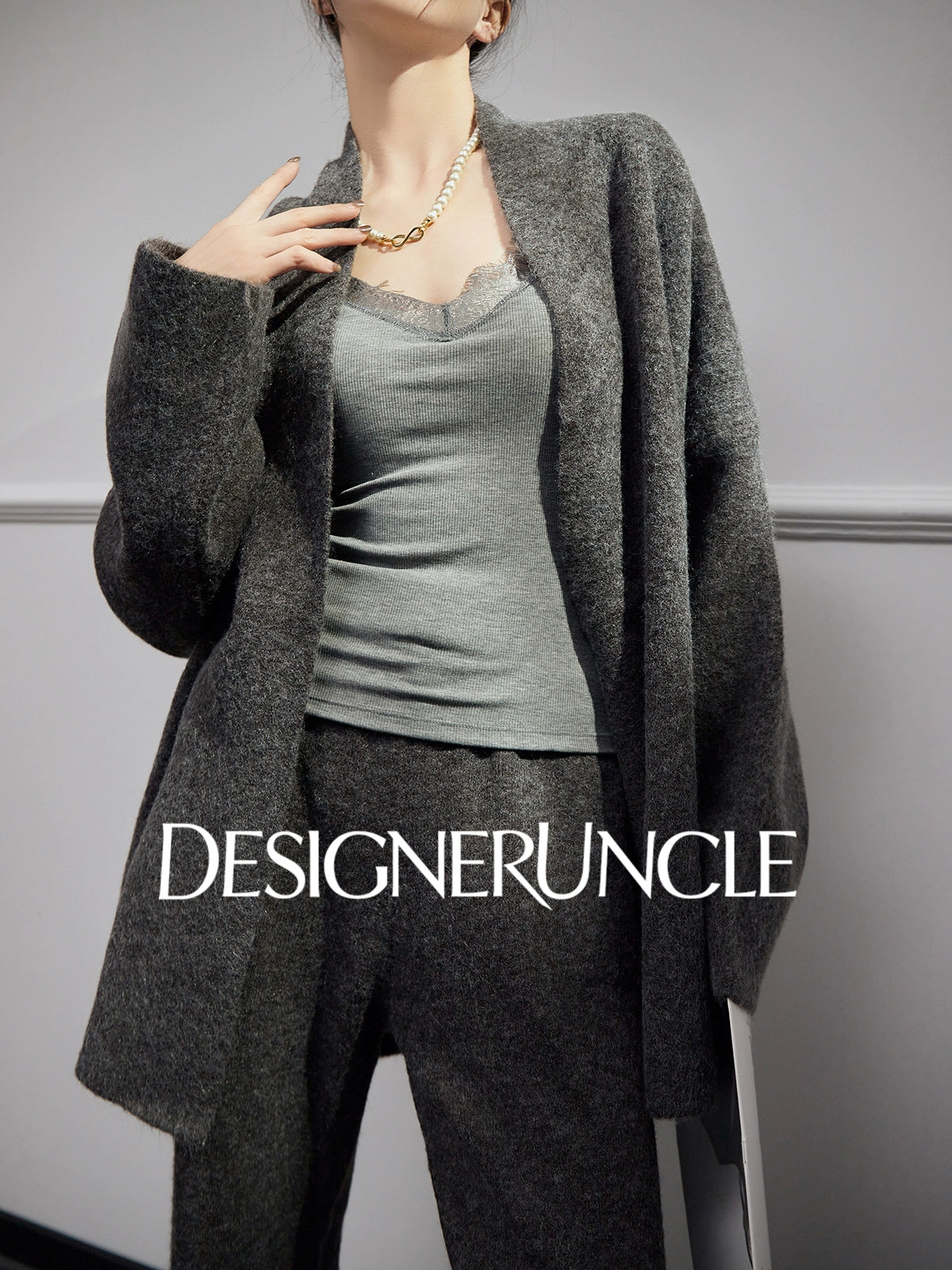 DGU "Ink Luxury" women's knitted suit autumn new high-end commuting versatile loose slimming set - Charlotte