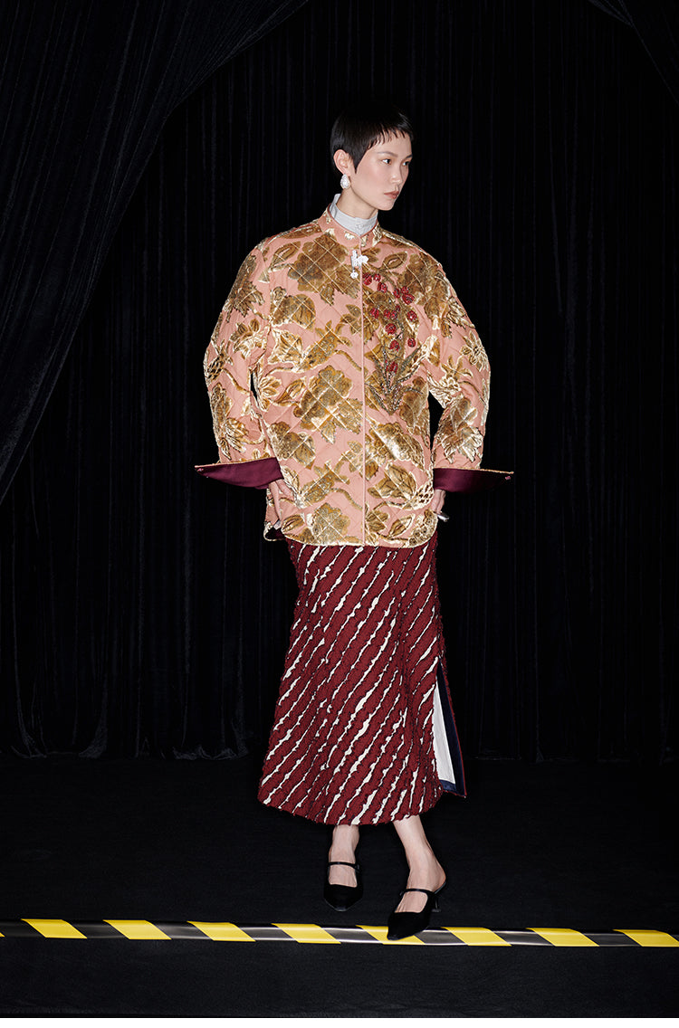 M essential Mackay designer embroidered lily of the valley quilted coat skirt set - nine.