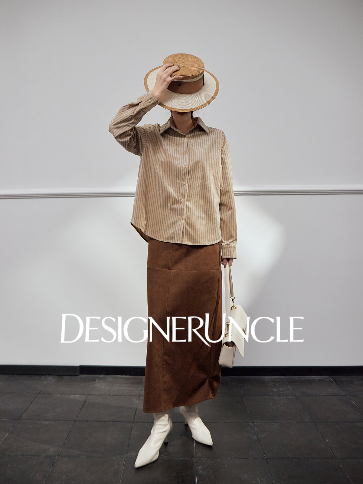 DGU |Mocha Light Luxury Versatile Design Niche Long-Sleeved Loose Top  - Louis.