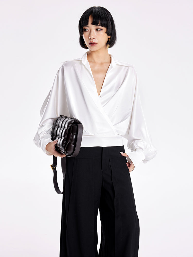 TINY IN v-neck dolman sleeve satin casual top -GAG