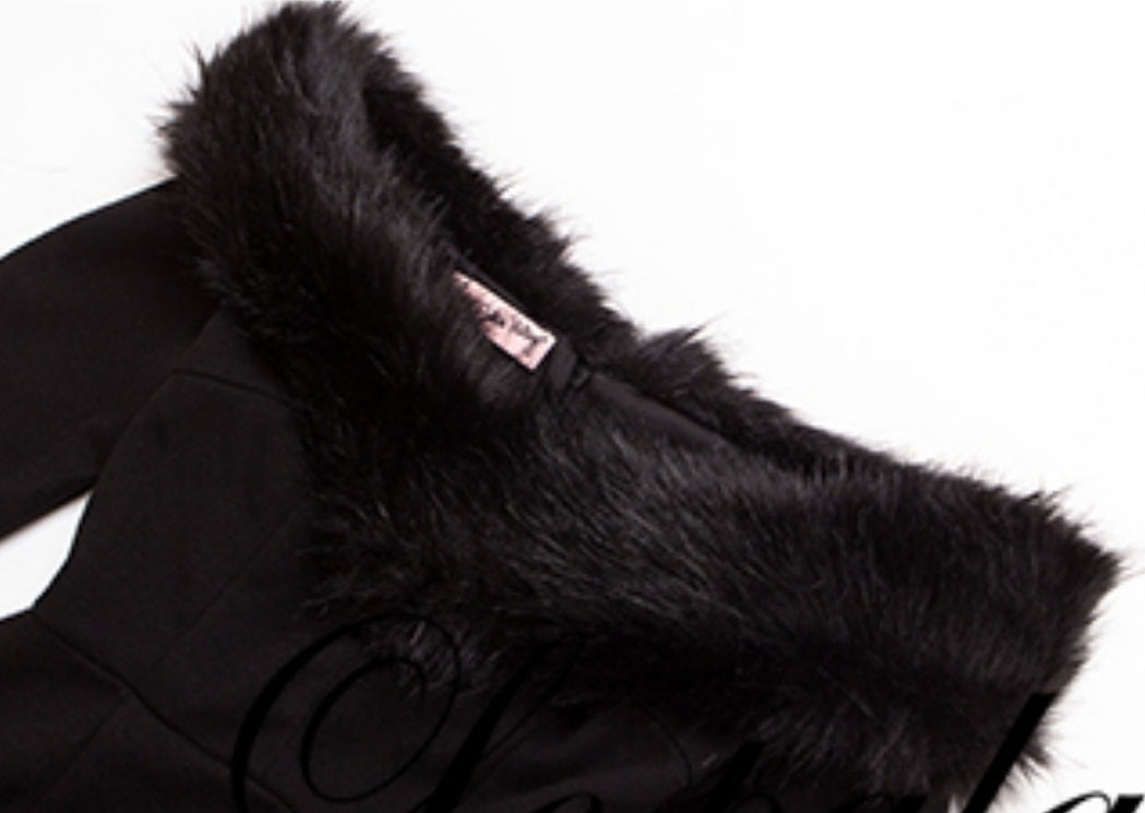 Le Palais Vintage  Elegant Black Fur Collar Off-the-shoulder Little Black Dress-MEE.