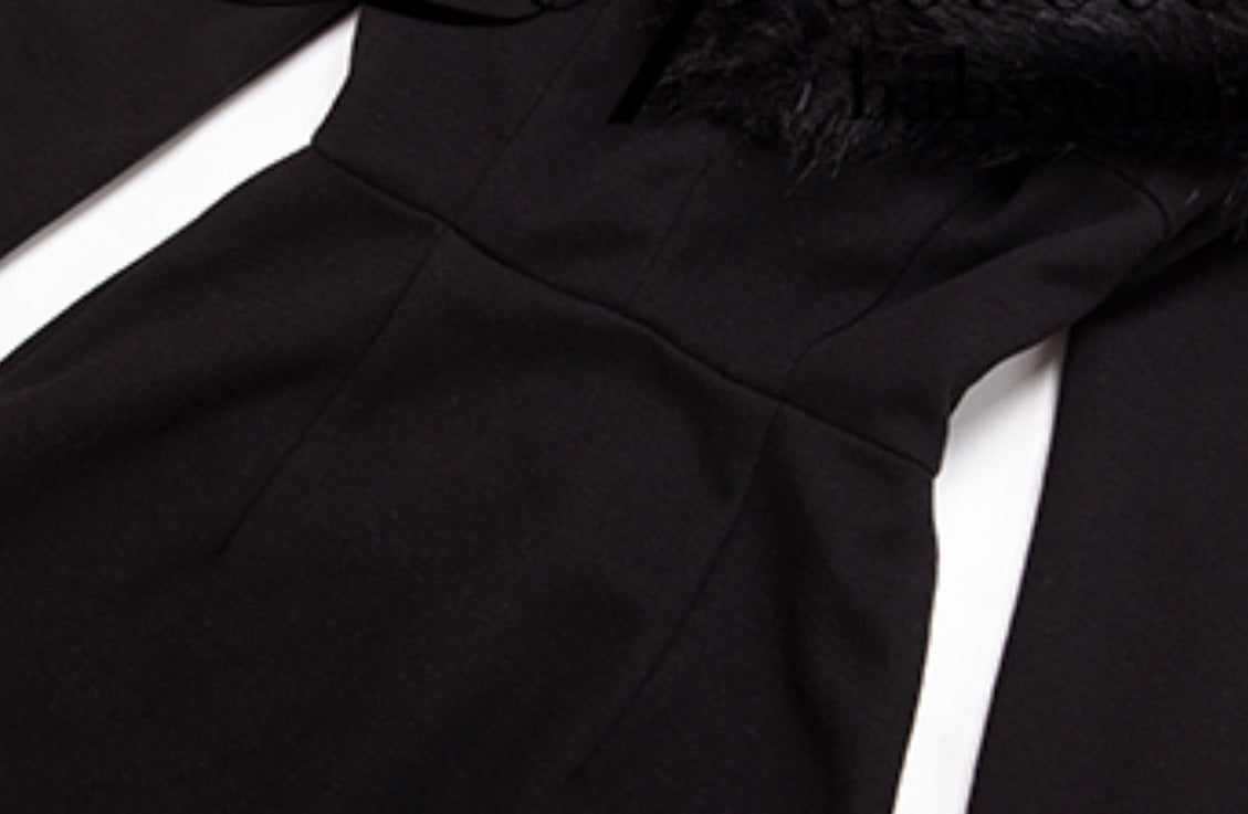 Le Palais Vintage  Elegant Black Fur Collar Off-the-shoulder Little Black Dress-MEE.