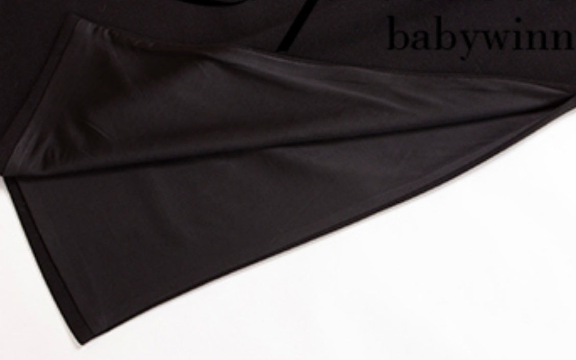 Le Palais Vintage  Elegant Black Fur Collar Off-the-shoulder Little Black Dress-MEE.