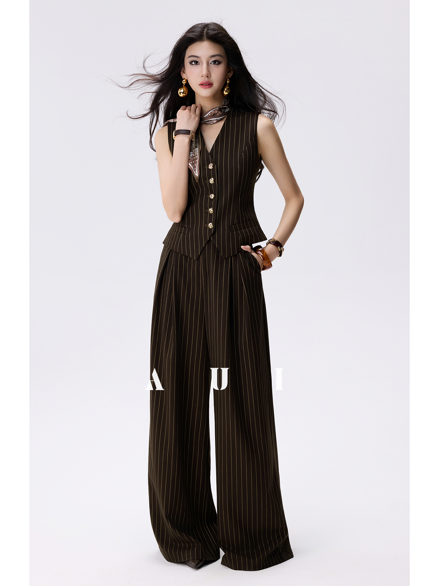 AUI Mocha Mousse Sleeveless V-Neck Striped Vest Suit Pants - Seo-ah