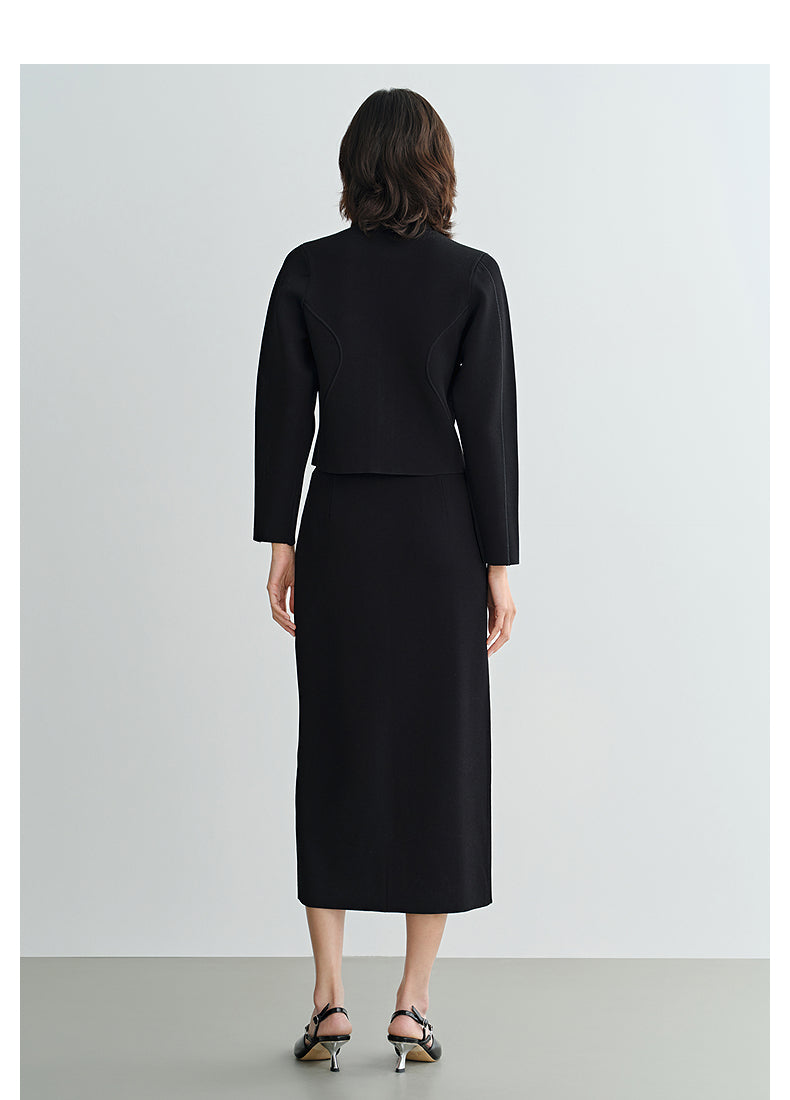 COMME MOI Lu Yan designer's new women's black knitted skirt with a center slit - ACCEES.
