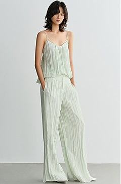 COMME MOI  Beach Lace-up Flower Bud Open Back Short Top - BEAUTY.