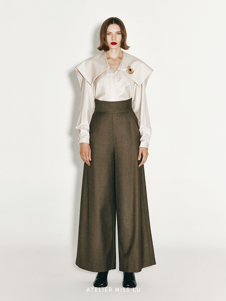 ATELIER MISS LU Looks Like A wool shirt with a large lapel - SANS.