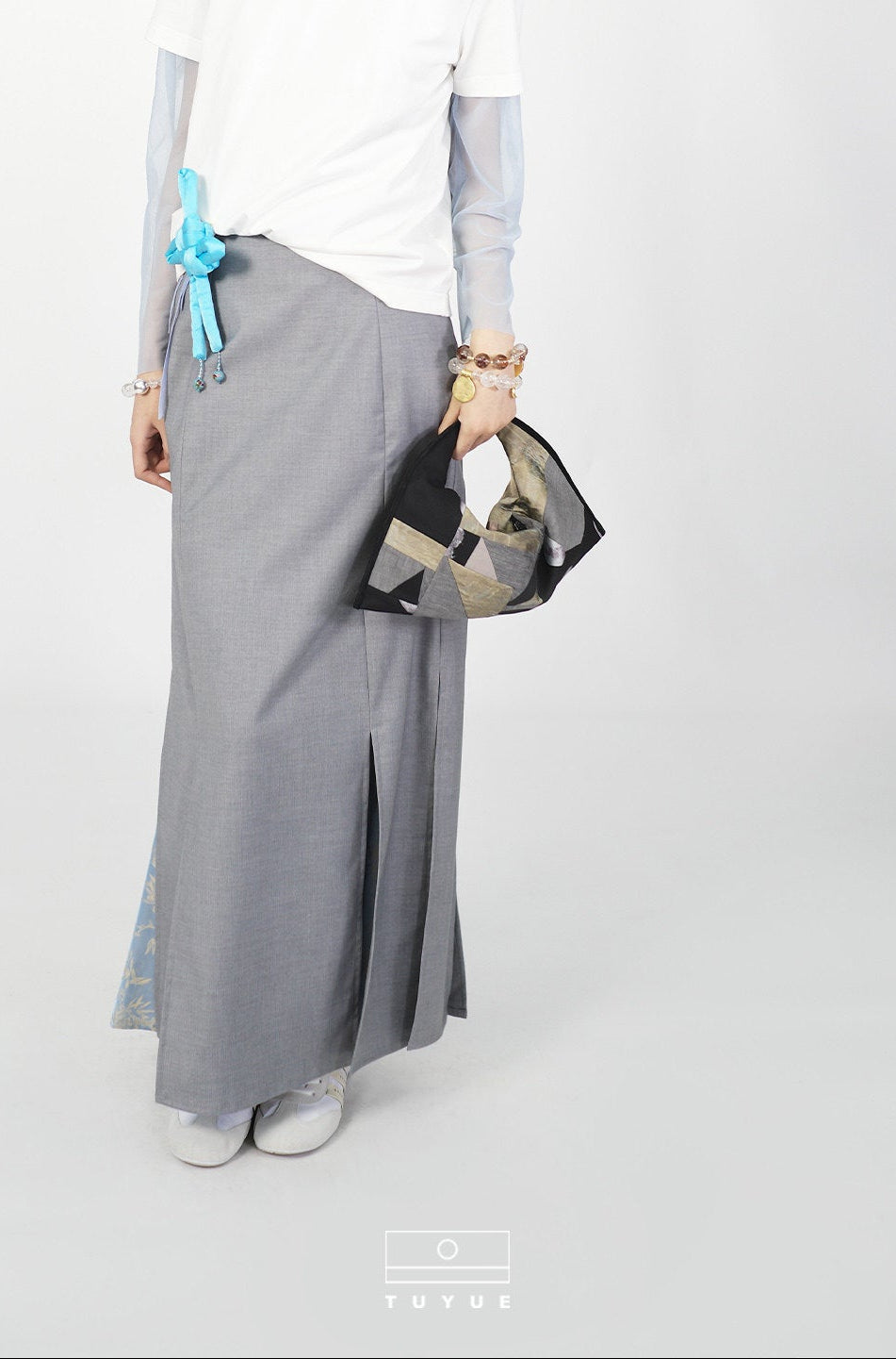 TUYUE  Black Slim Slit Jacquard Skirt- SOKKA.