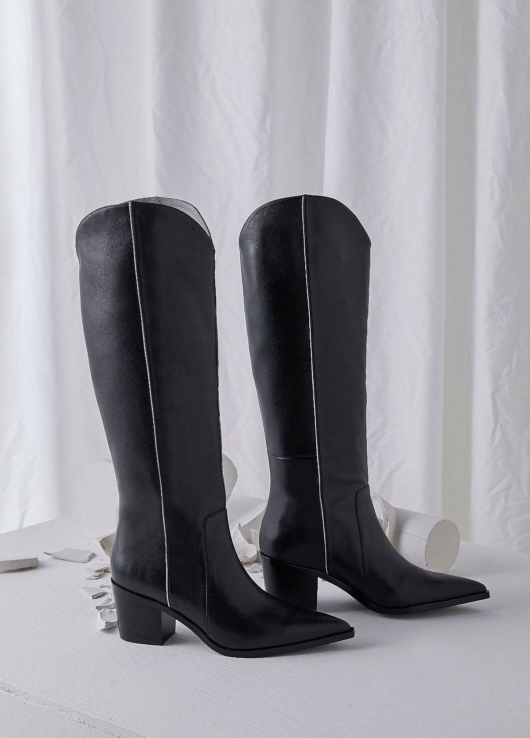 B-FEI black and white simple niche women's long cowboy boots-DAVI.