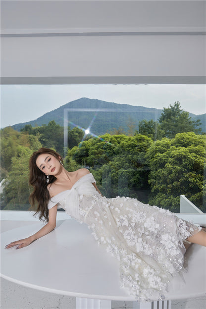 Spot Wardrobes by Chen Elegant White Embroidered applique  wedding Dress-Swiss