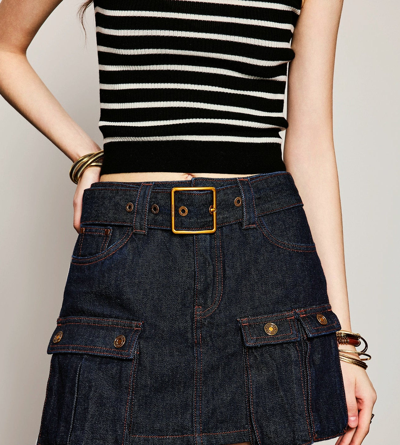 ANNASPEAK long-legged  long-staple  corduroy cargo jeans.