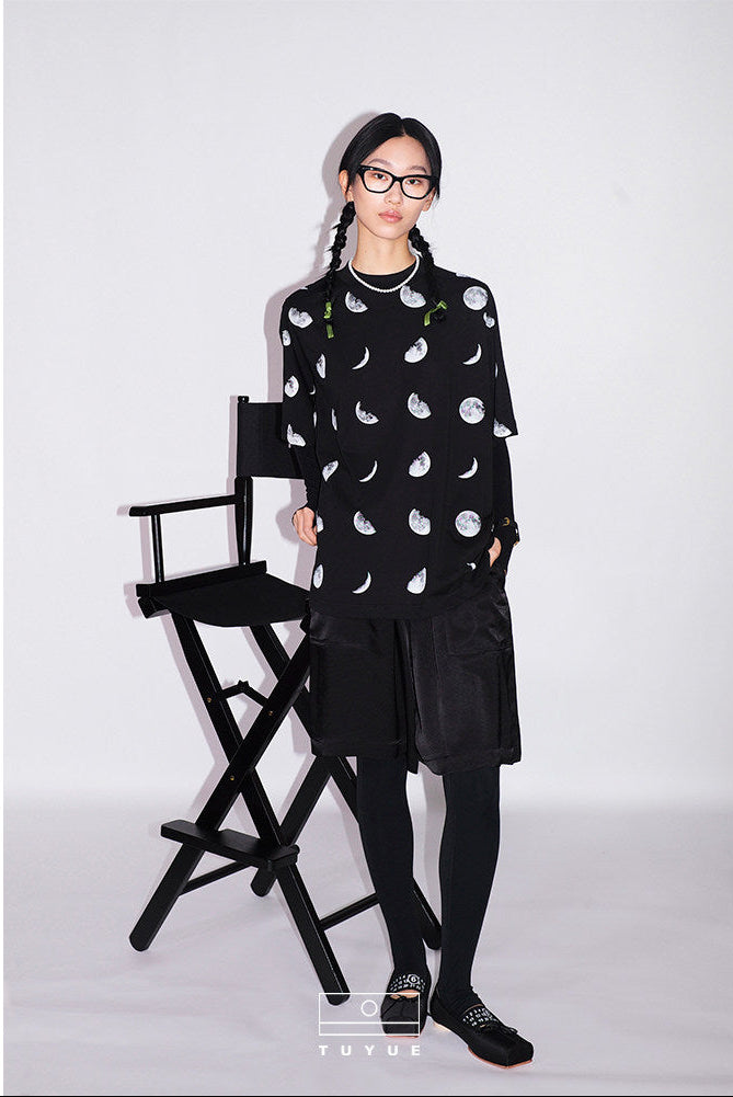 TUYUE Pure Cotton Short Sleeves Moon Print T-Shirt - FERDINAND.